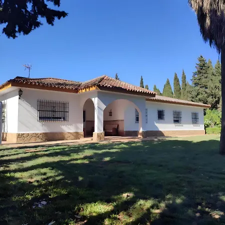 Chalet Con Piscina Privada Y Barbacoa Holiday home *